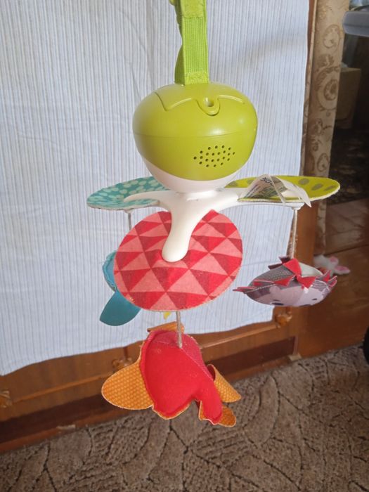 Продам  мобіль Tiny love 3 в 1 Веселая поляна