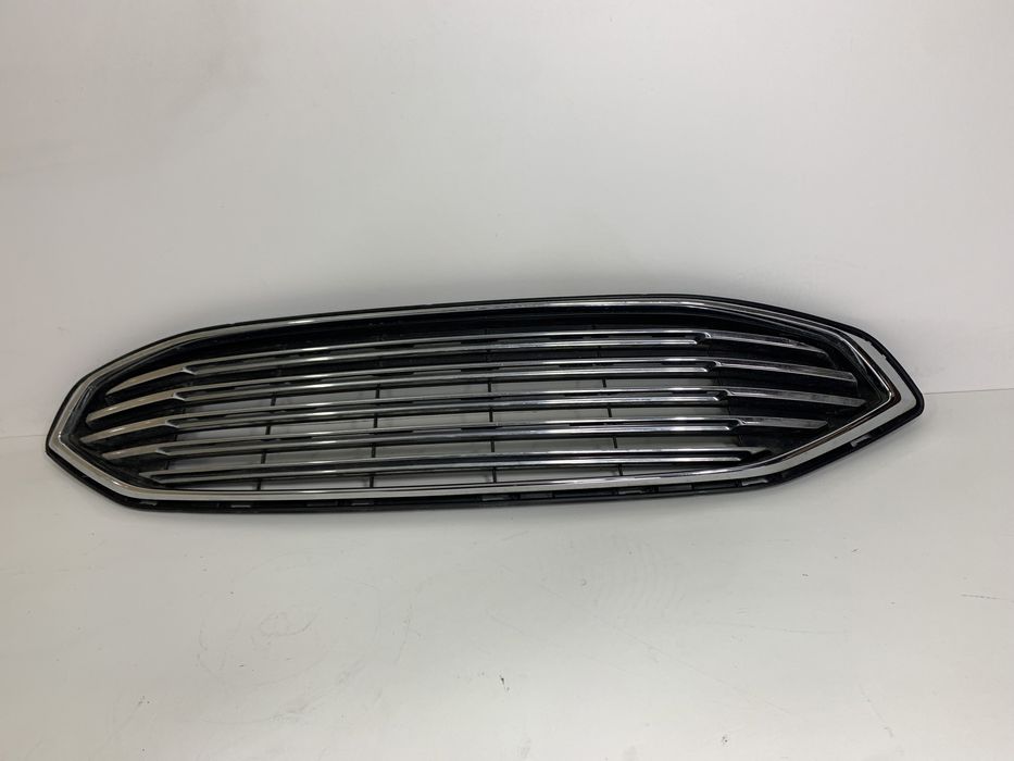 Решітка Ford Fusion