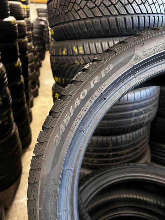 245/40 R19 PIRELLI WINTER SOTTOZERO 3 RUN FLAT (85-90%) Зима 235 45 50