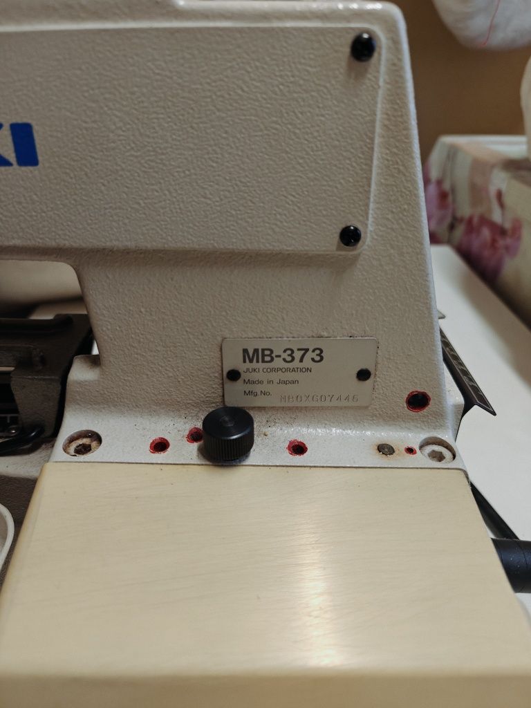 Guzikarka juki mb 373