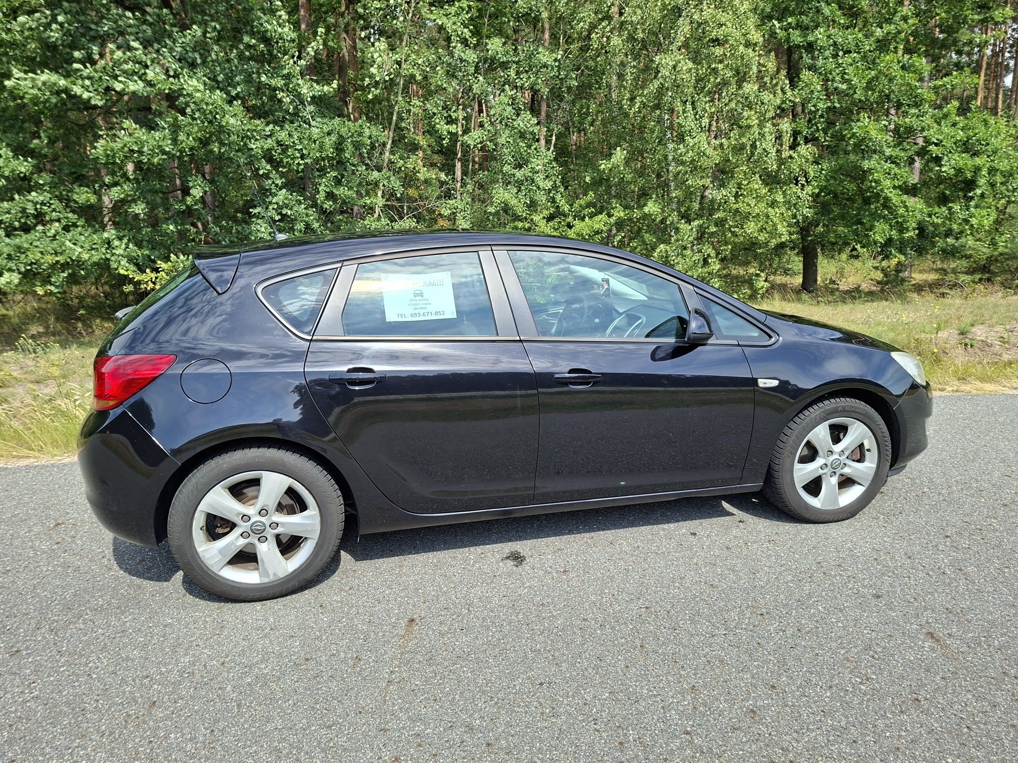 Opel astra j 1.7cdti 110km 2011r