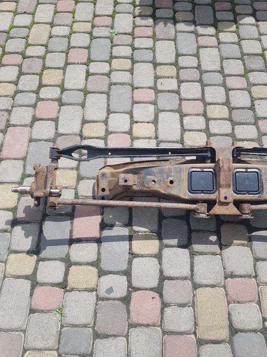 Балка Ричаги Важіль Задня підвіска Мазда 626 GE