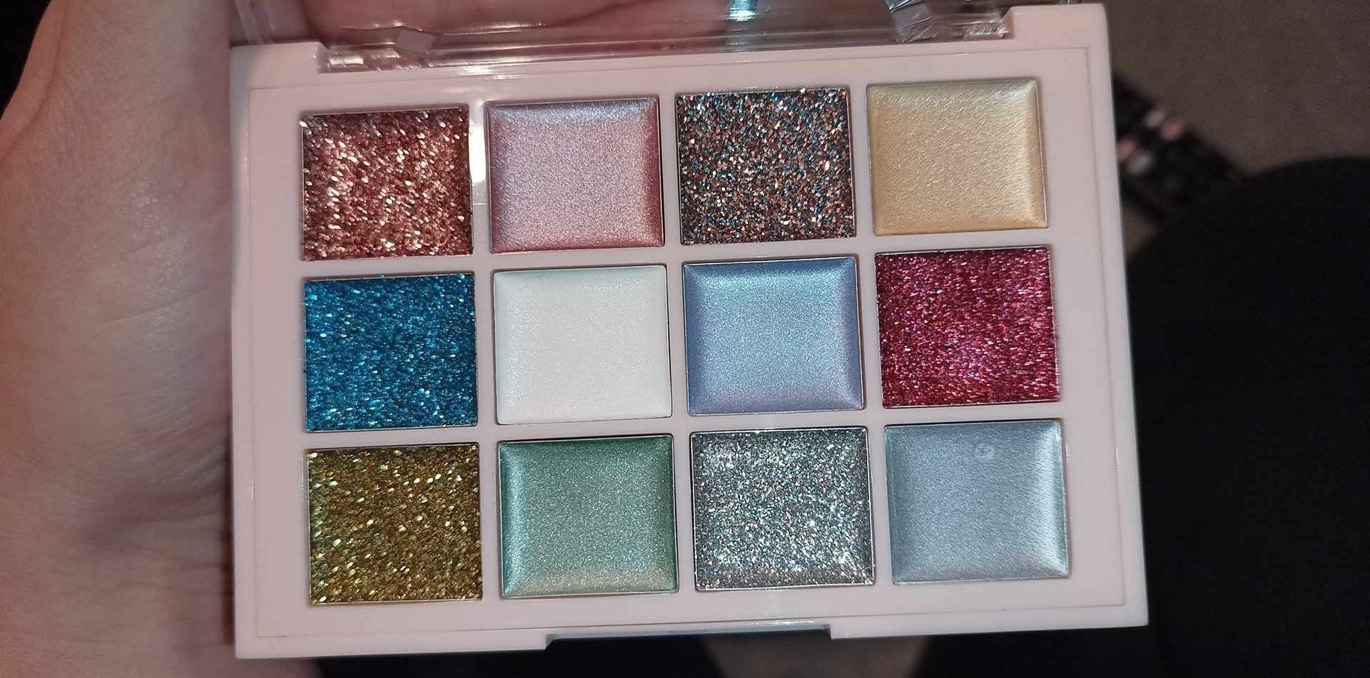 Cienie do oczu powiek mokre brokat fab factory glitter