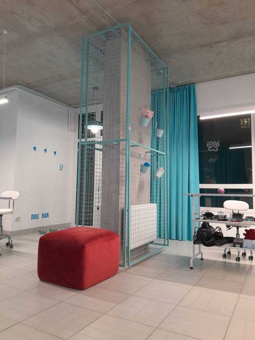 Металеве обладнання для магазинів: сітки, мудборди, гачки, полички