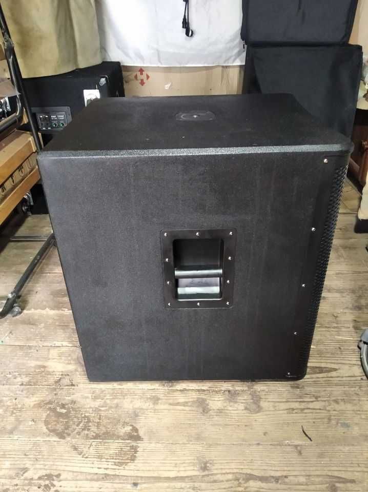 Активные сабвуферы: MAG MS118BA и The box pro DSP 18 Sub