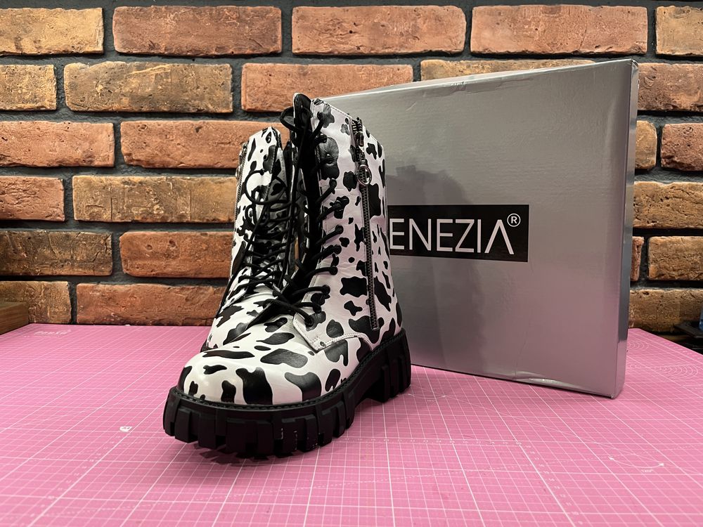 NOWE buty venezia wzor krowa