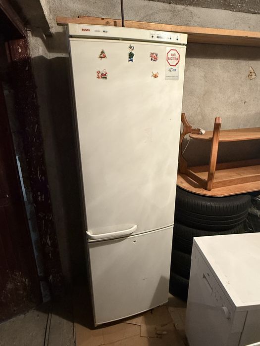 Lodówka lodówko-zamrażarka BOSCH