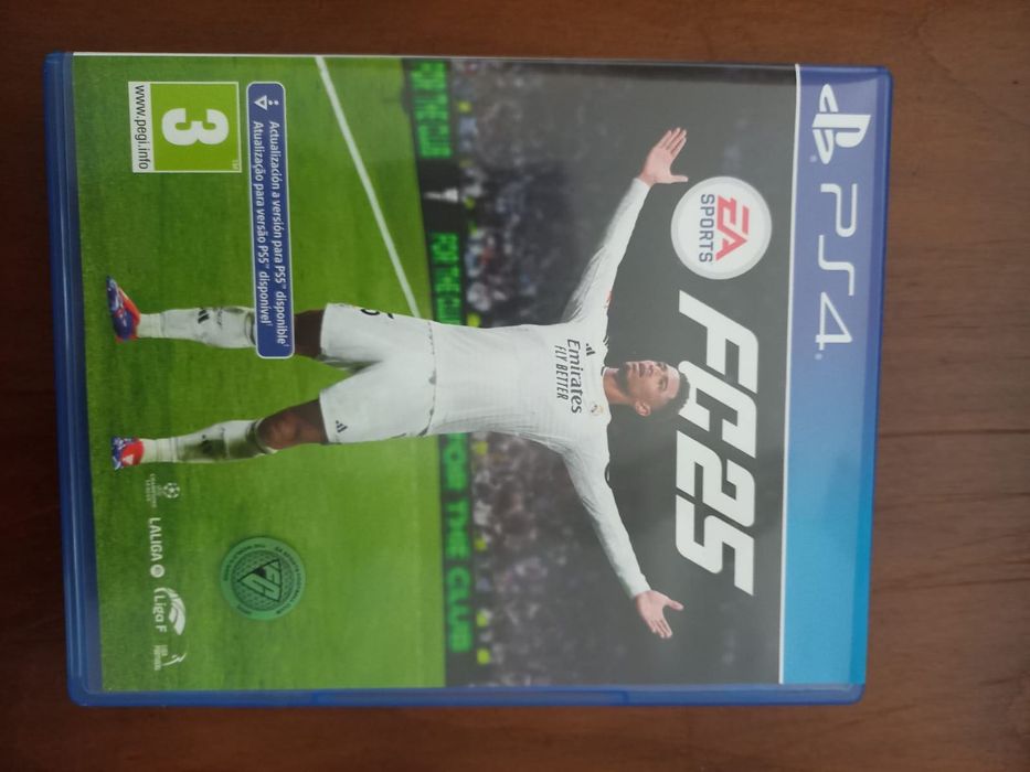 PlayStation 4 com jogos
