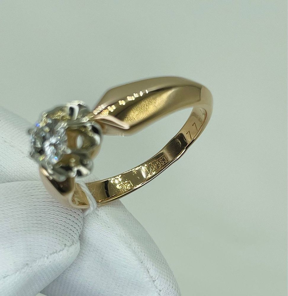 Кольцо золото 585  с бриллиантом 0,343 ct