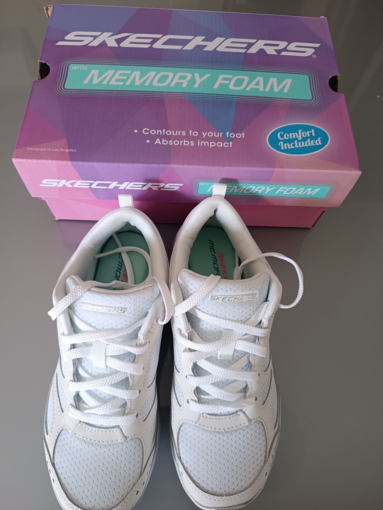 Tênis  Skechers (Novos)