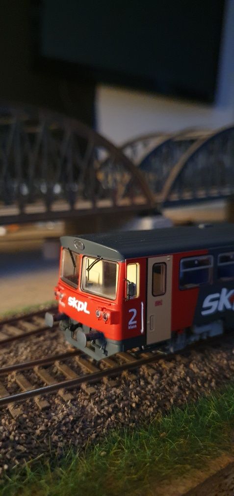 Wagon motorowy SKL.PL Karol Roco pasuje z Piko DCC