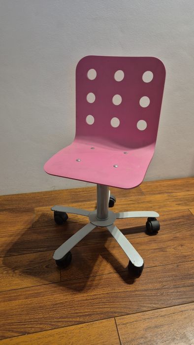 Krzesełko obrotowe dla dziecka