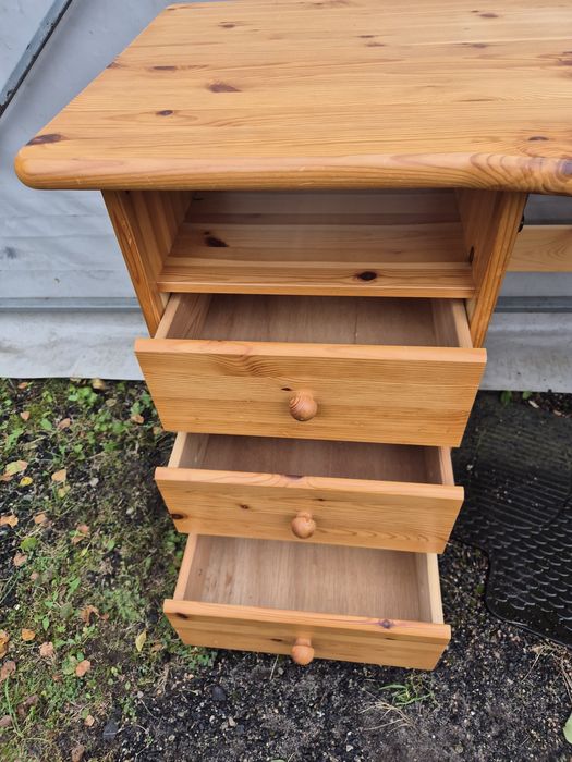 Biurko sosnowe lite drzewo