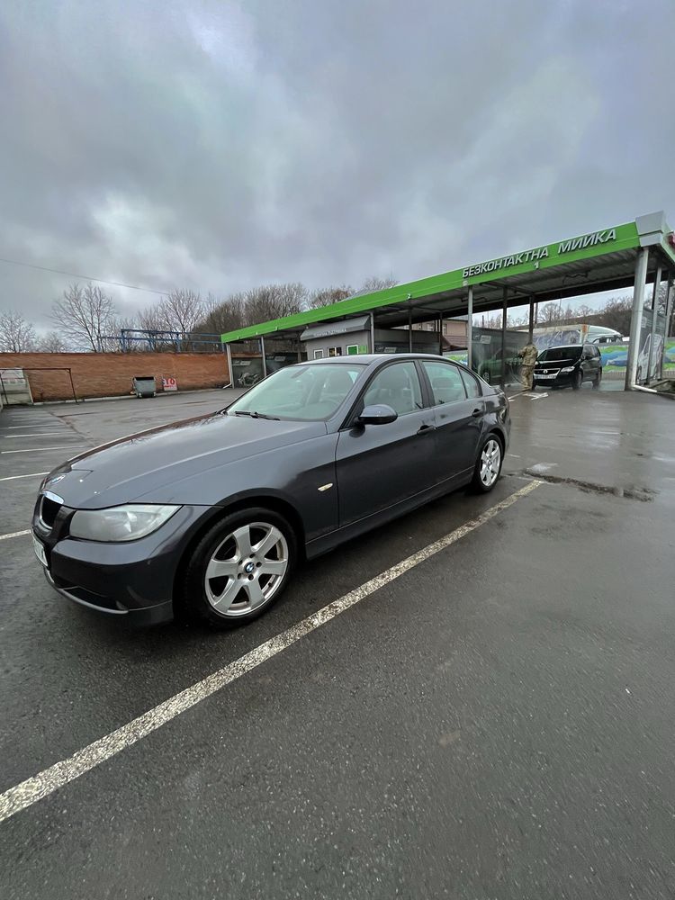 BMW 318 e90 2006 рік
