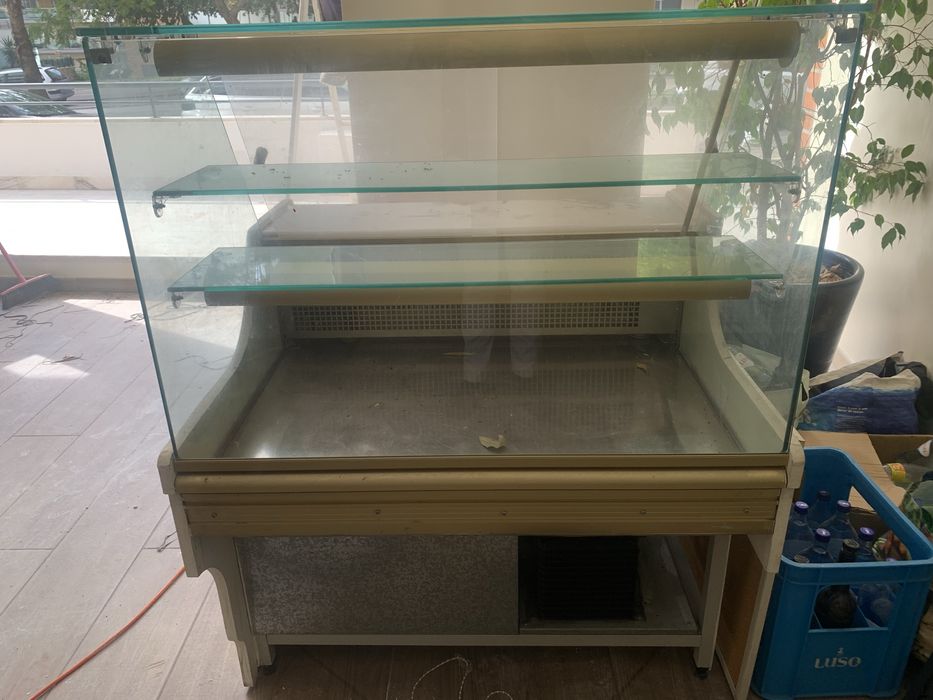 Vitrine funcional frio positivo