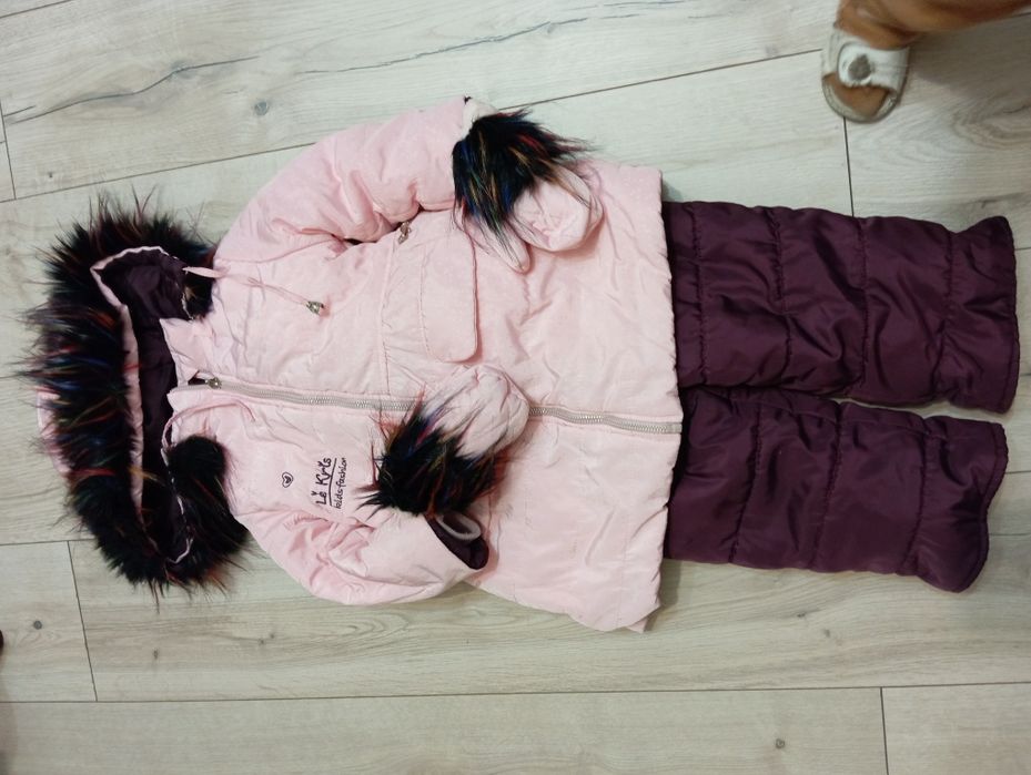 Зимовий костюм для дівчинки комбінезон і пальто