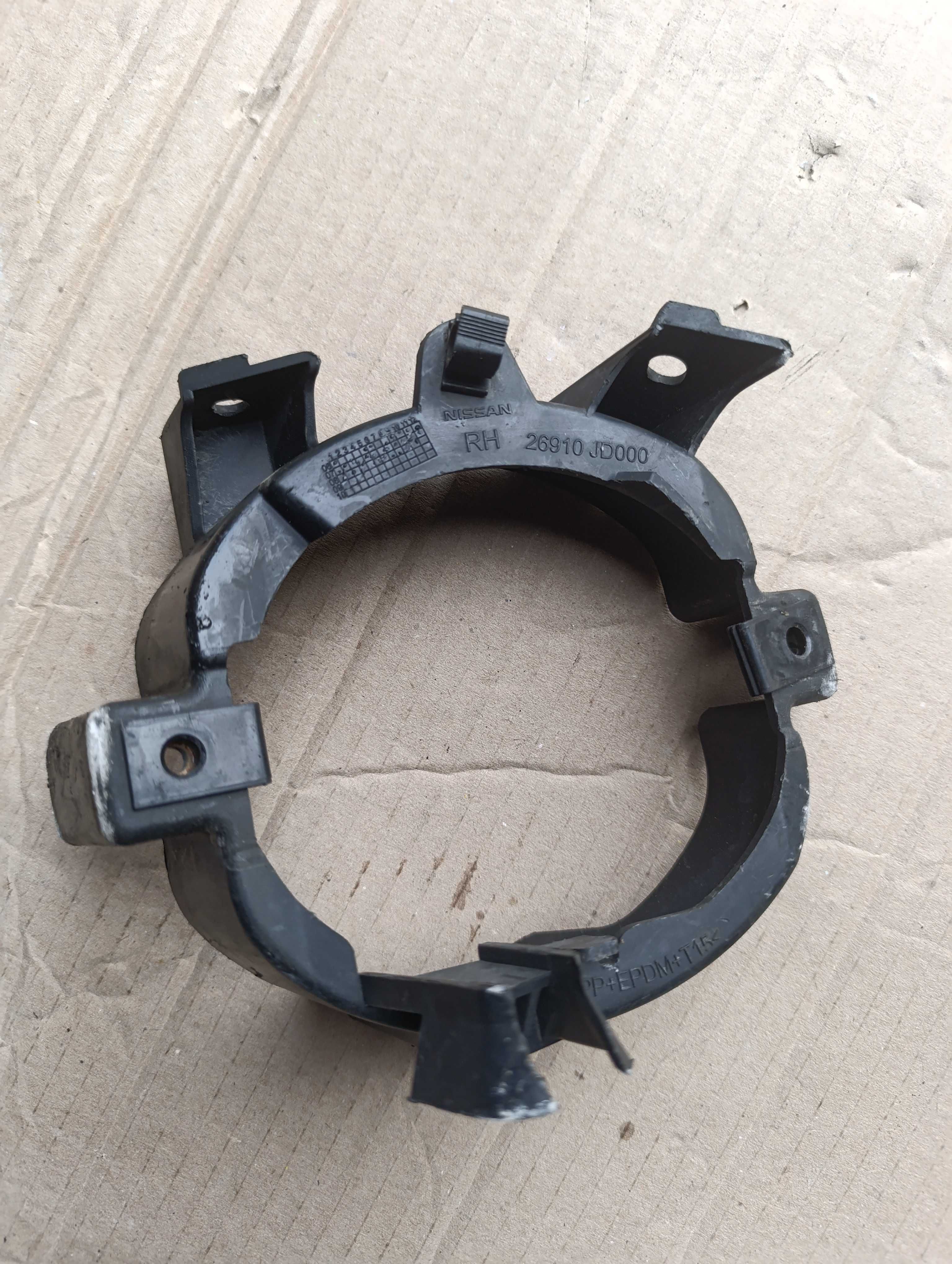 Противотуманка правая Nissan Qashqai J10 07-14 Teana J32 08-14 Koleos