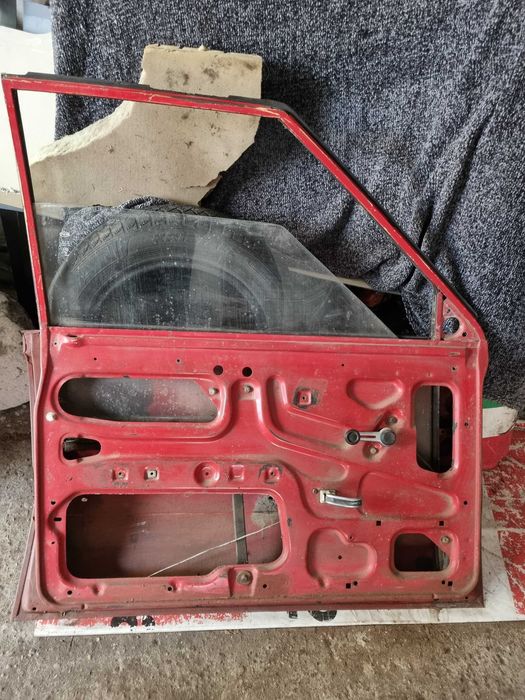 Drzwi do poloneza lewy przod z szybą