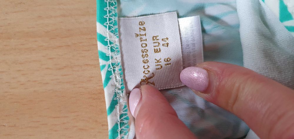 Strój kąpielowy góra rozmiar 40, dół 44