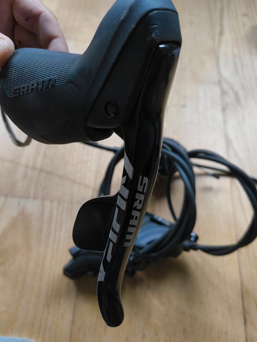 Sram Apex 1x11 klamki hamulce hydraulika Giant tcx