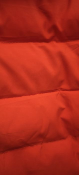 Жіноча зимня куртка