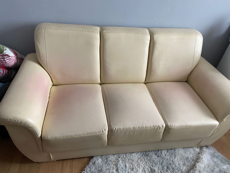 Sofa, kanapa jasna