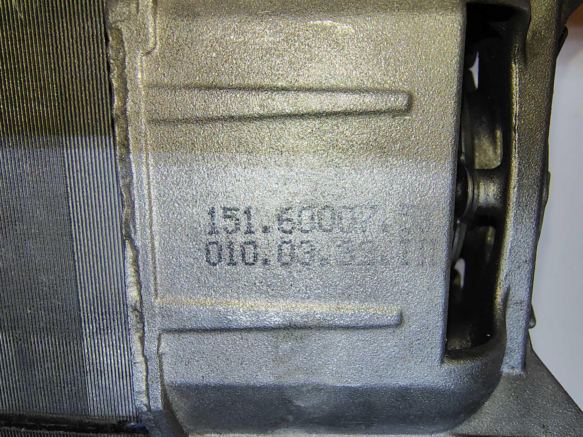 Двигатель (мотор) Б/У для стиральной машины Bosch Ardo 151.60007.53