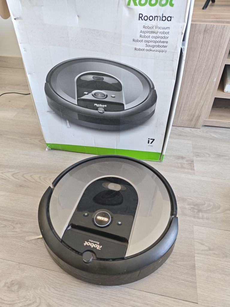 Aspirador iRobot Roomba i7