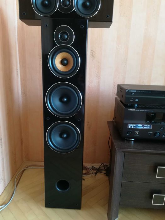 Amplituner RX-V 765 + Blu-ray BD-S 673 + głośniki Taga Harmony TAV 606