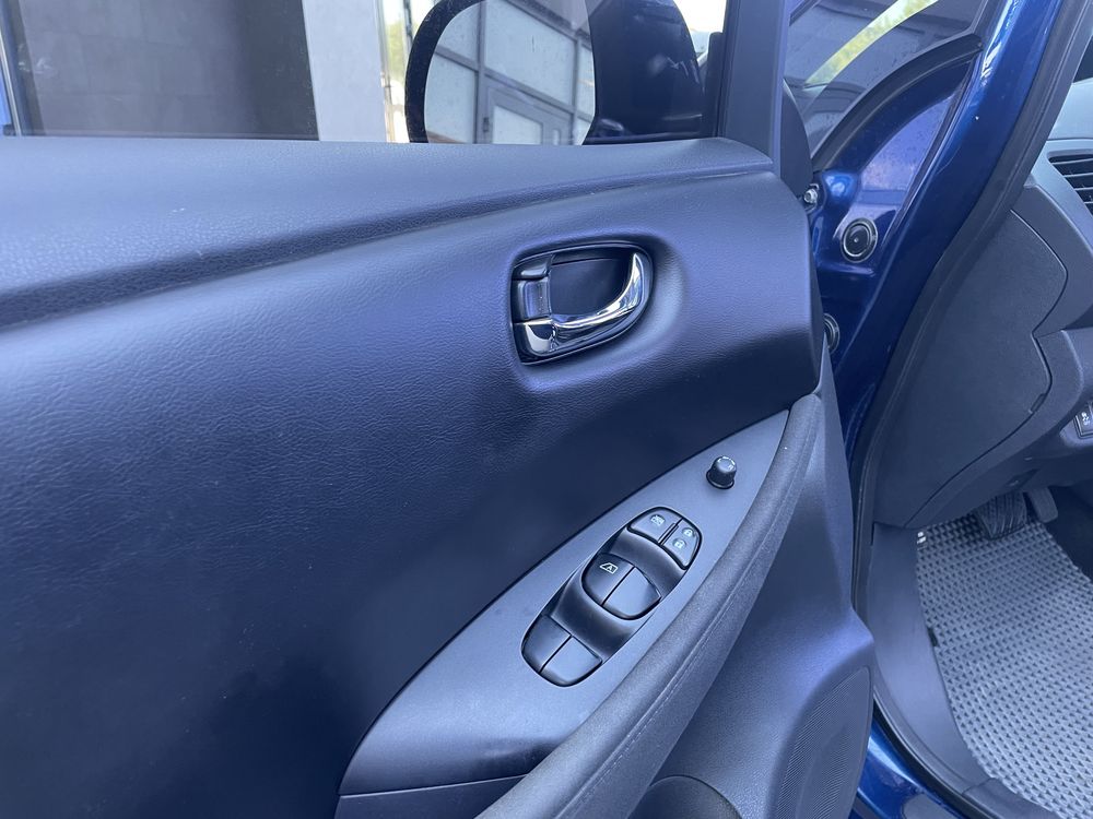 Продам Nissan Leaf 2017 року з батареею 30 kwh