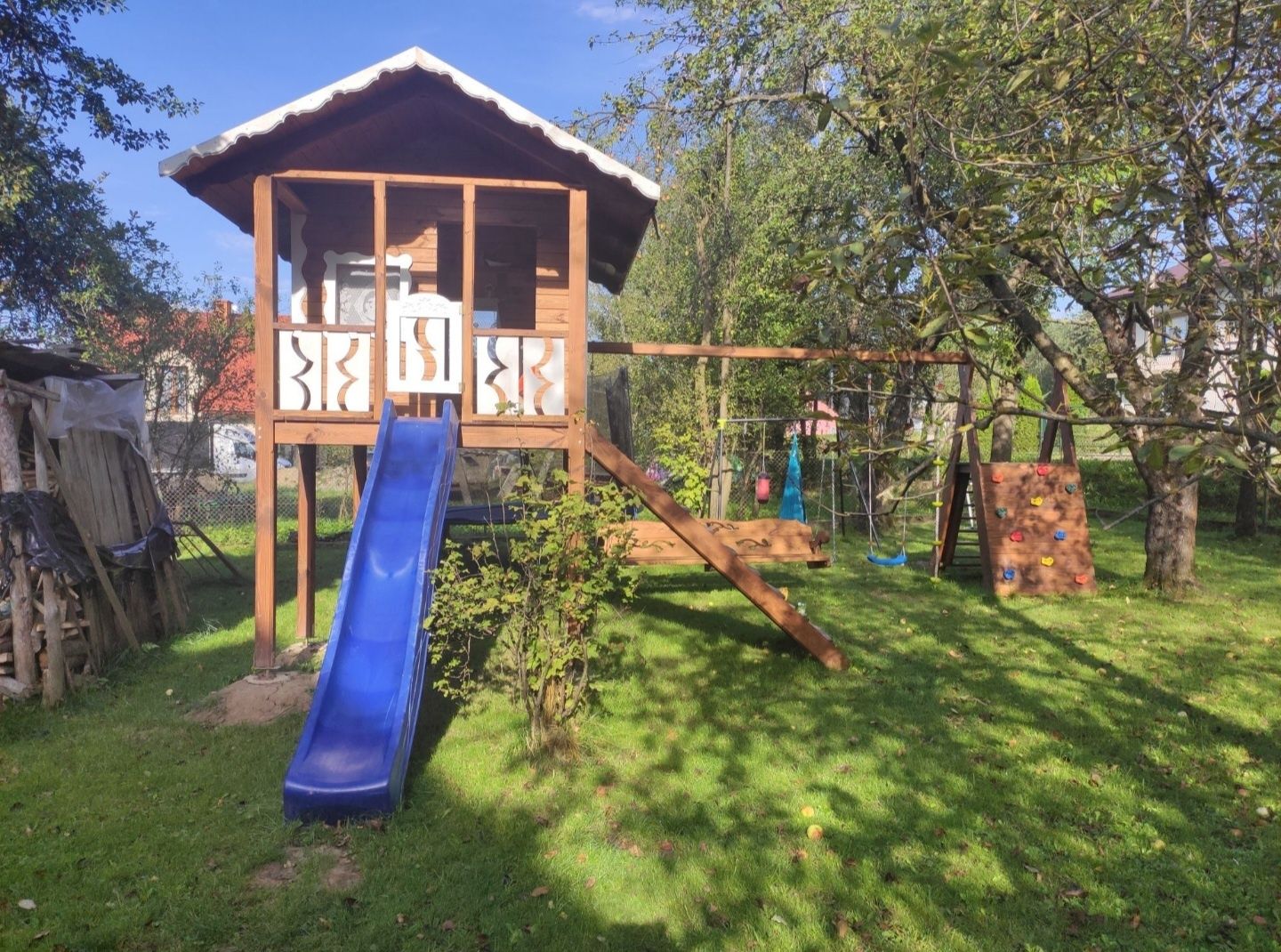 Altanki, huśtawki, obudowy studni, wiaty