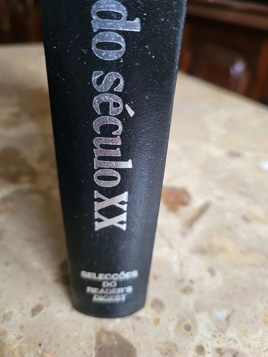 Livro os grandes acontecimentos do Século XX