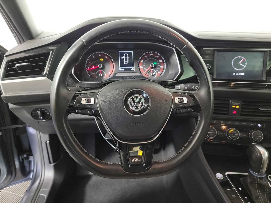 Volkswagen Jetta R-LINE 2019