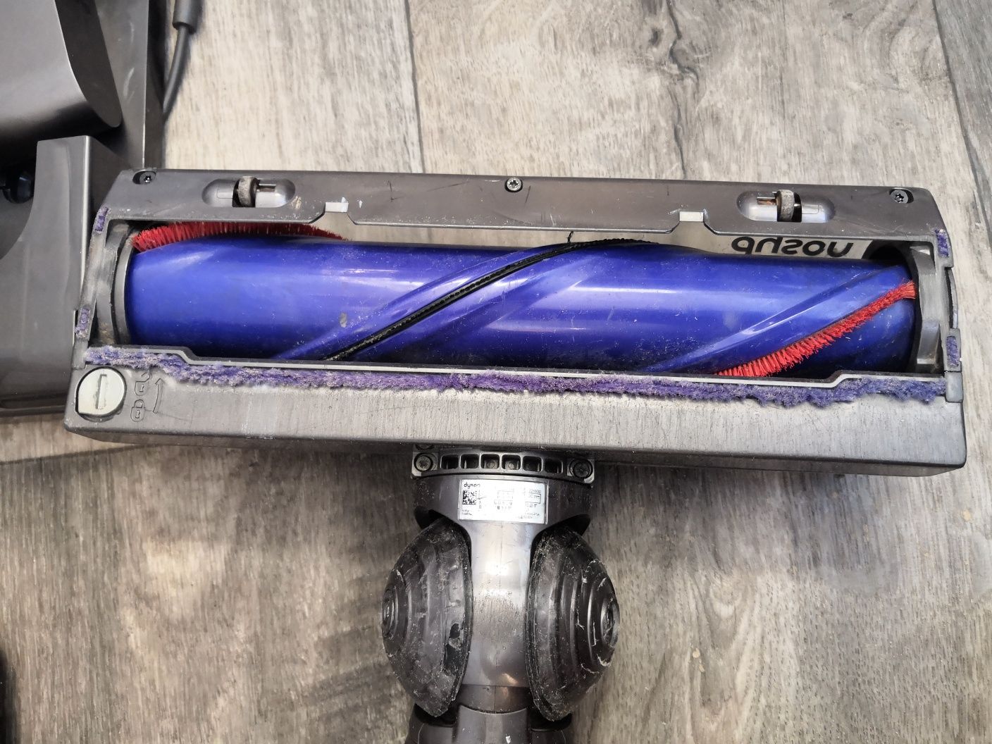 Пылесос Dyson v7 sv11
