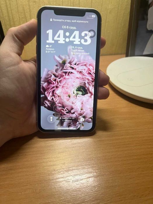 iPhone 11 256 ГБ в комплеткі
