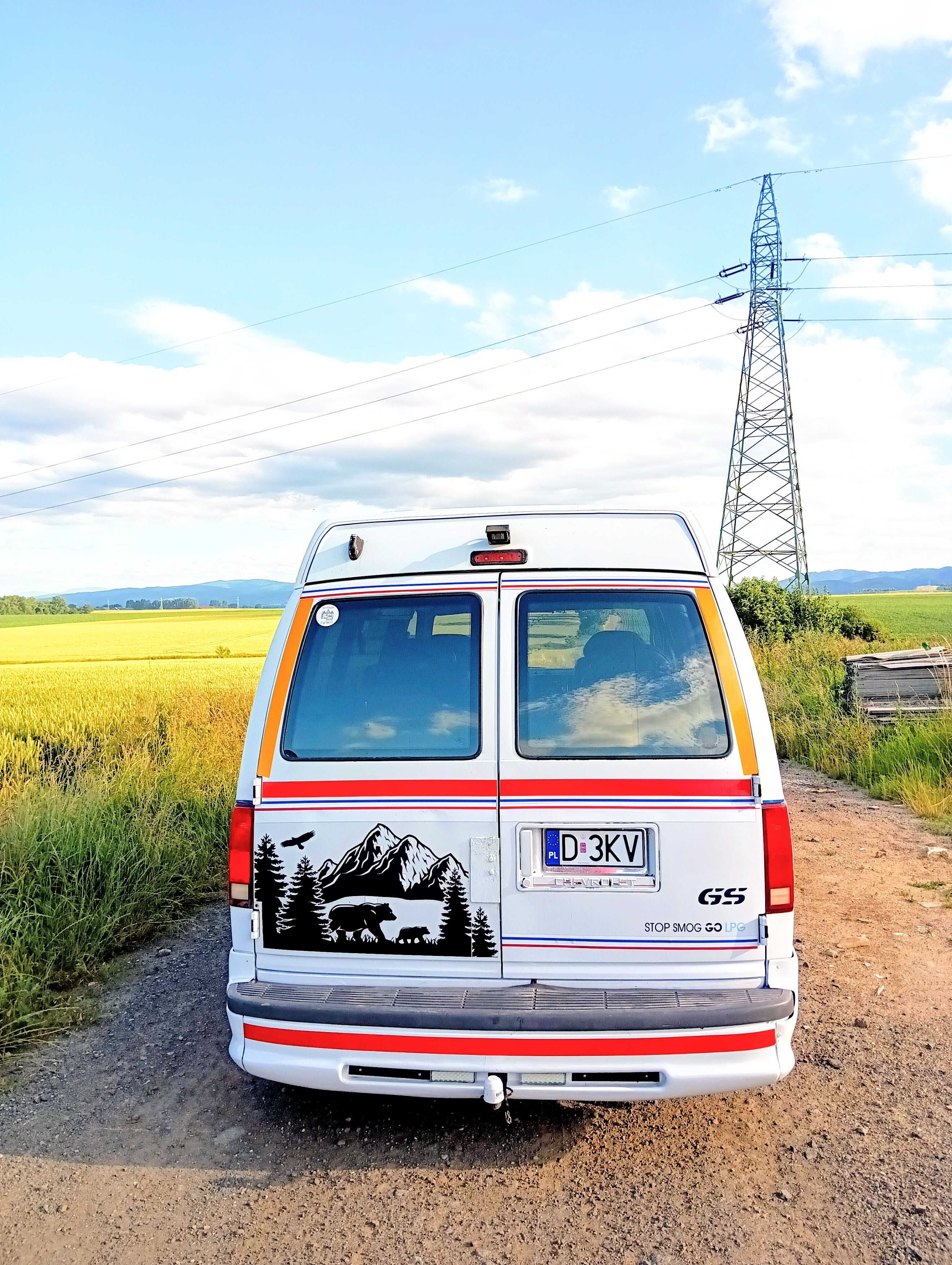 Chevrolet Astro , LPG, 7 osobowy,TV,DVD,LPG