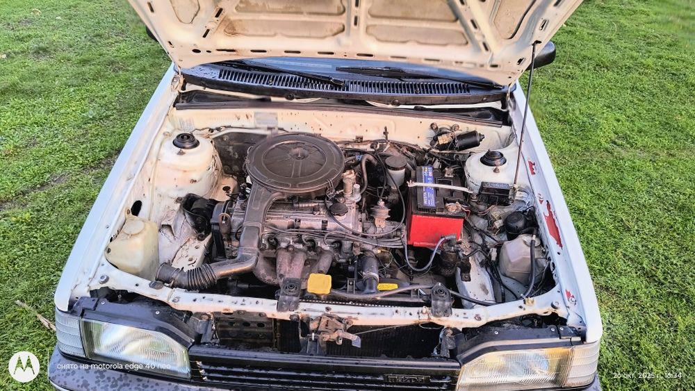 Продам Мазду 323.