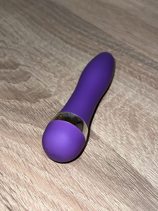 Персональний массажер новий