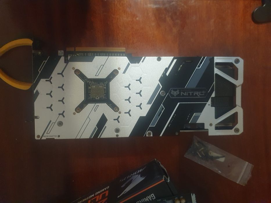 AMD Radeon RX 5700 XT sapphire nitro+