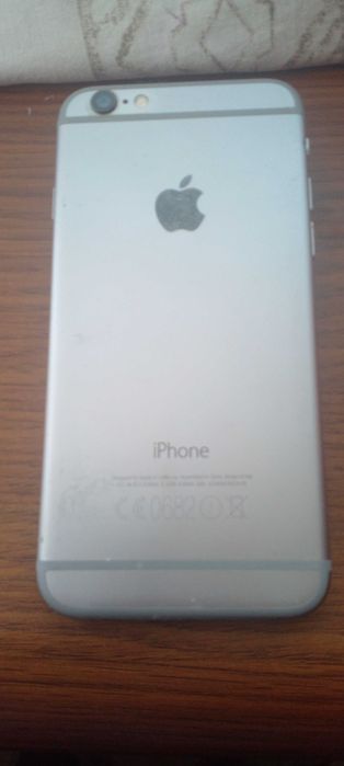 Продам старые телефоны.нокиа самсунг.в рабочем состоянии.с зарядками.