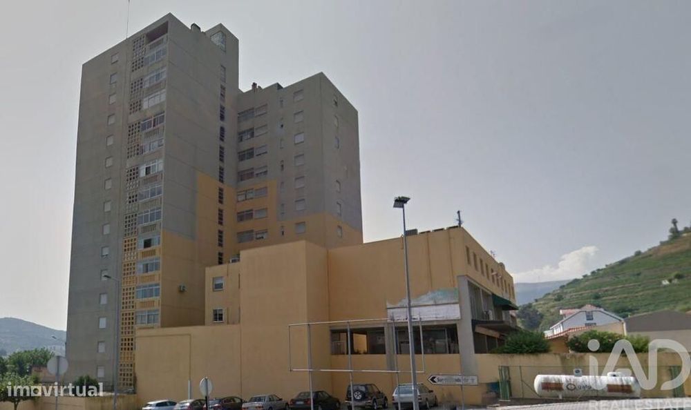 Loja / Estabelecimento Comercial em Peso da Régua e Godim de 47,00 m2