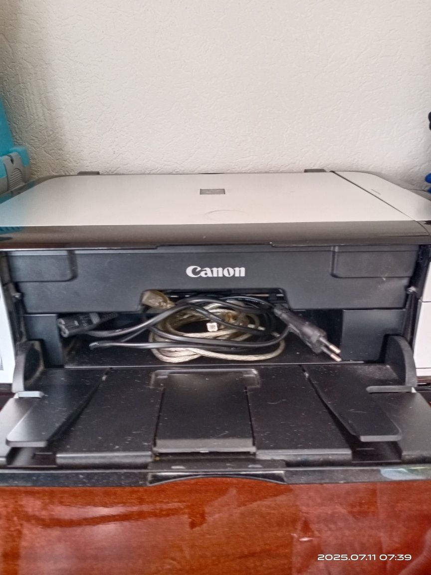 Принтер струйный PIXMA МР 550 в нерабочем состоянии