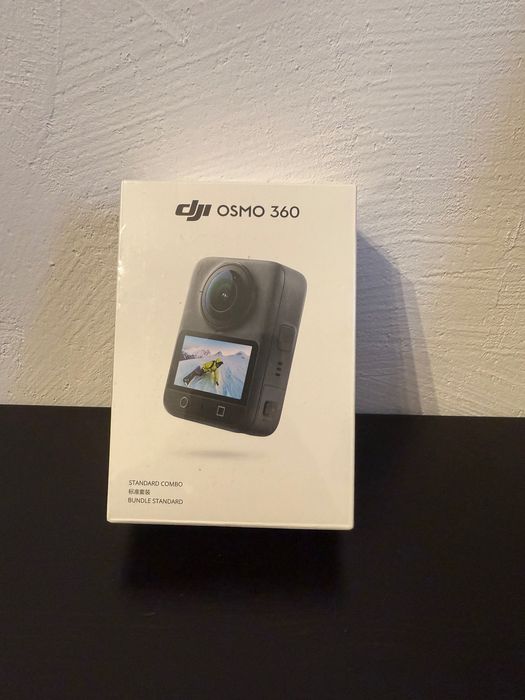 DJI Osmo 360 Standard Combo