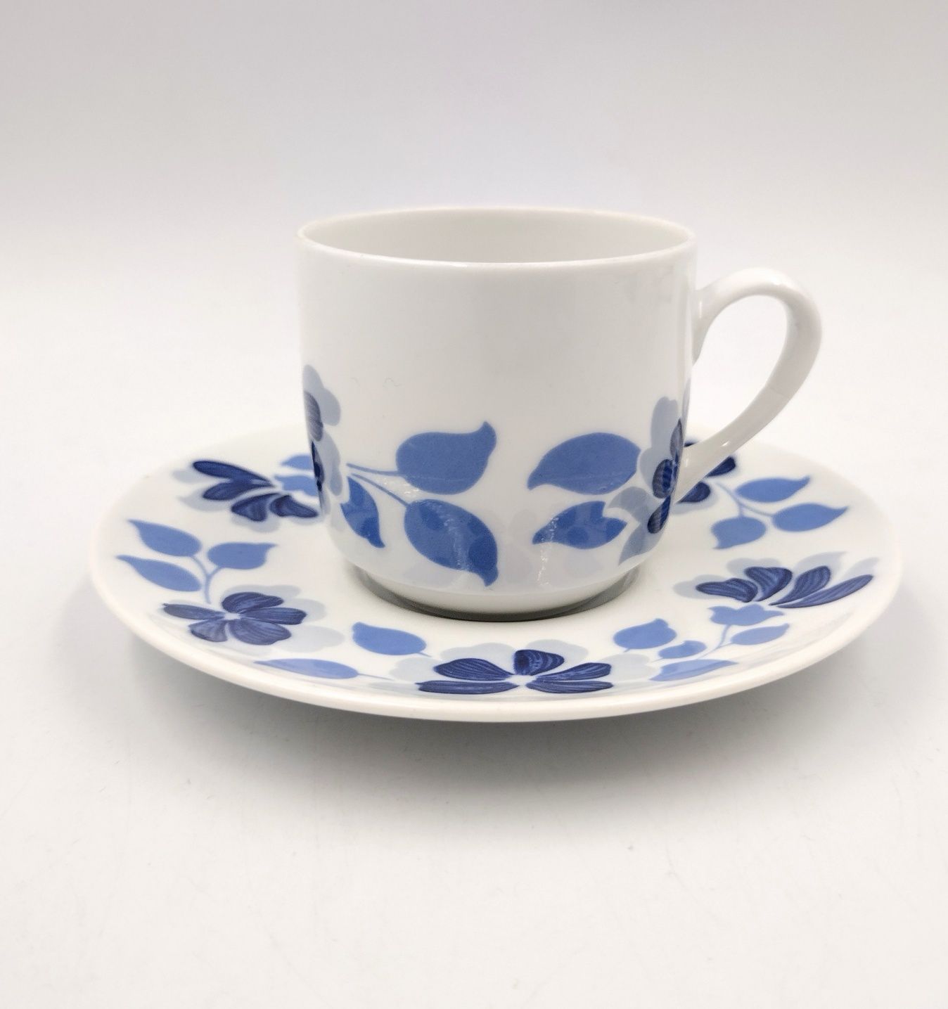 Włoska porcelana Richard Ginori filiżanka mokki vintage kwiaty retro