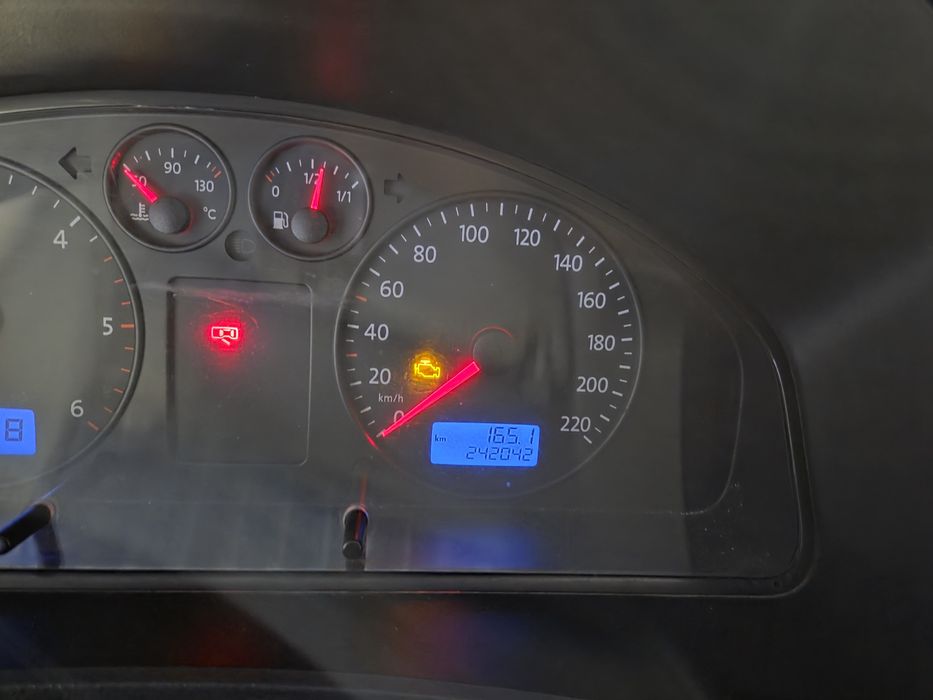 Фольксваген Т5 1.9 ТД