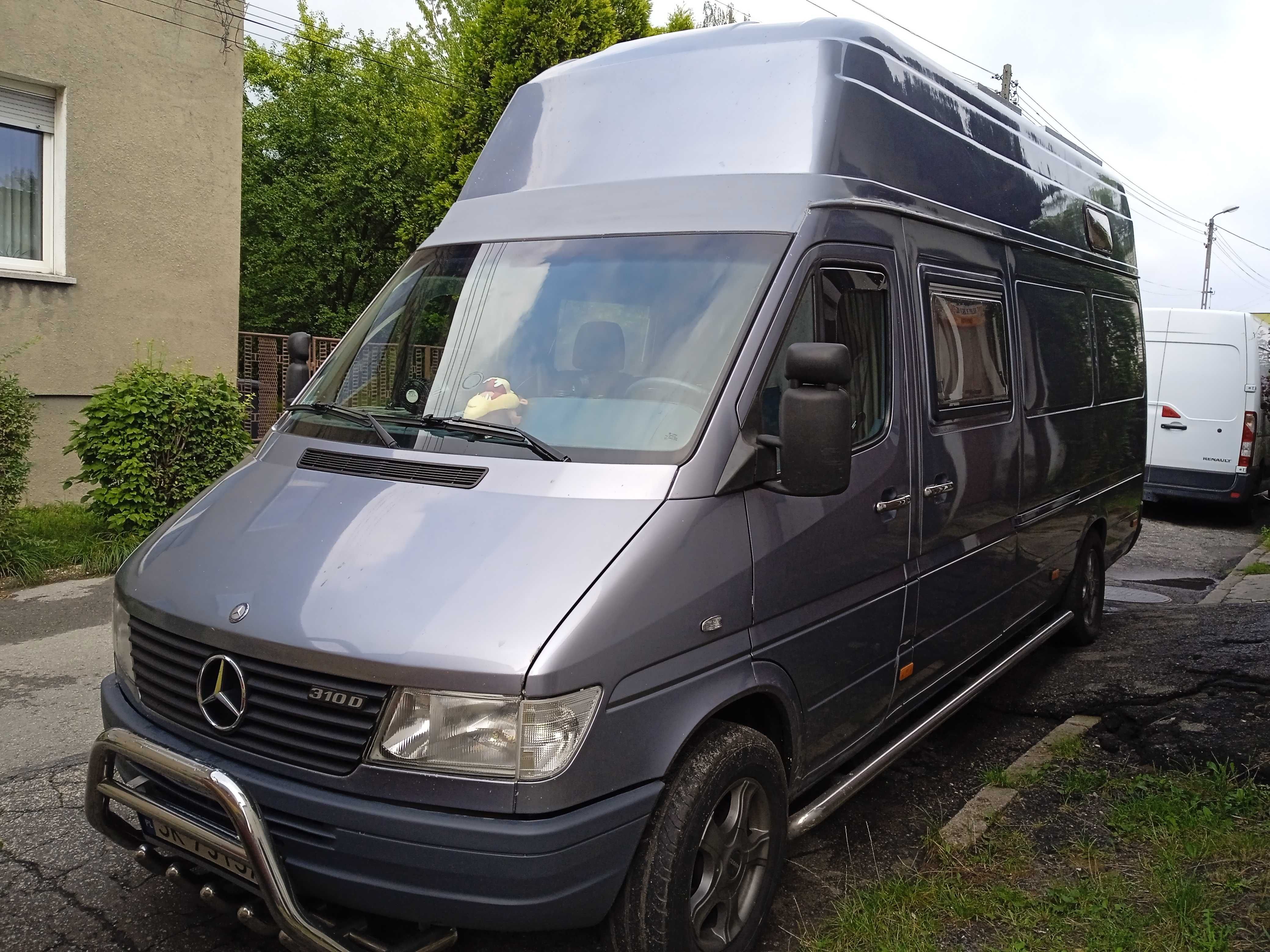 Kamper MERCEDES SPRINTER 2.9td zarejestrowany na 5 osób