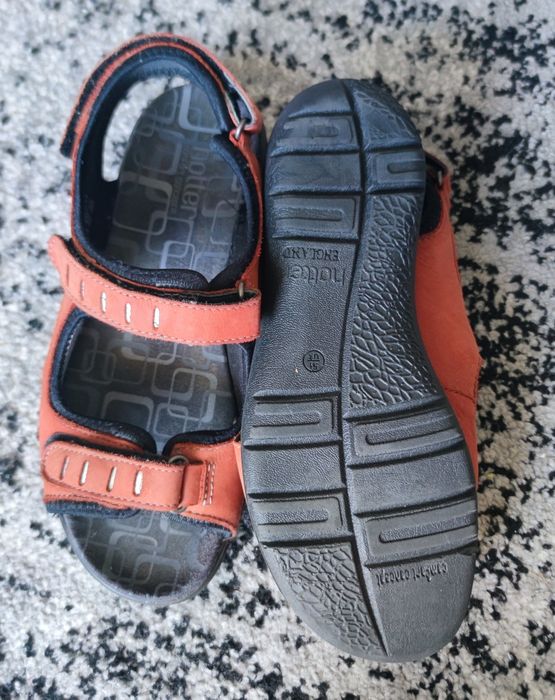 Дуже стильні і комфортні босоножки від бренду hotter scarlett nubuck