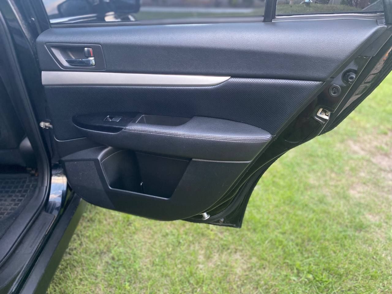 Продам Subaru Outback 2011