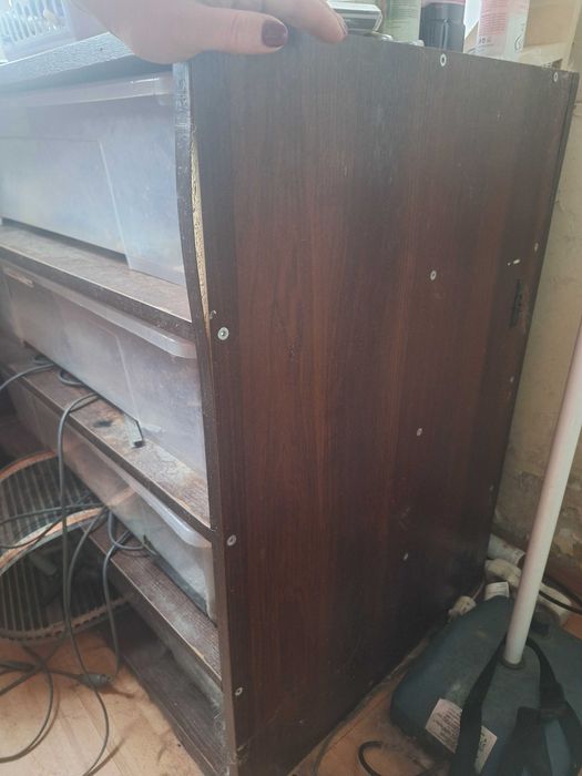 Rack system na wężę. Terrarium