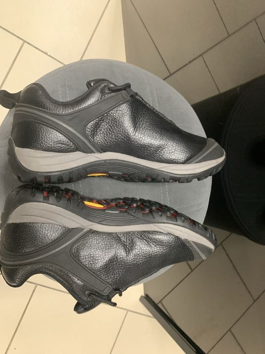 чоловічі кросівки Merrell